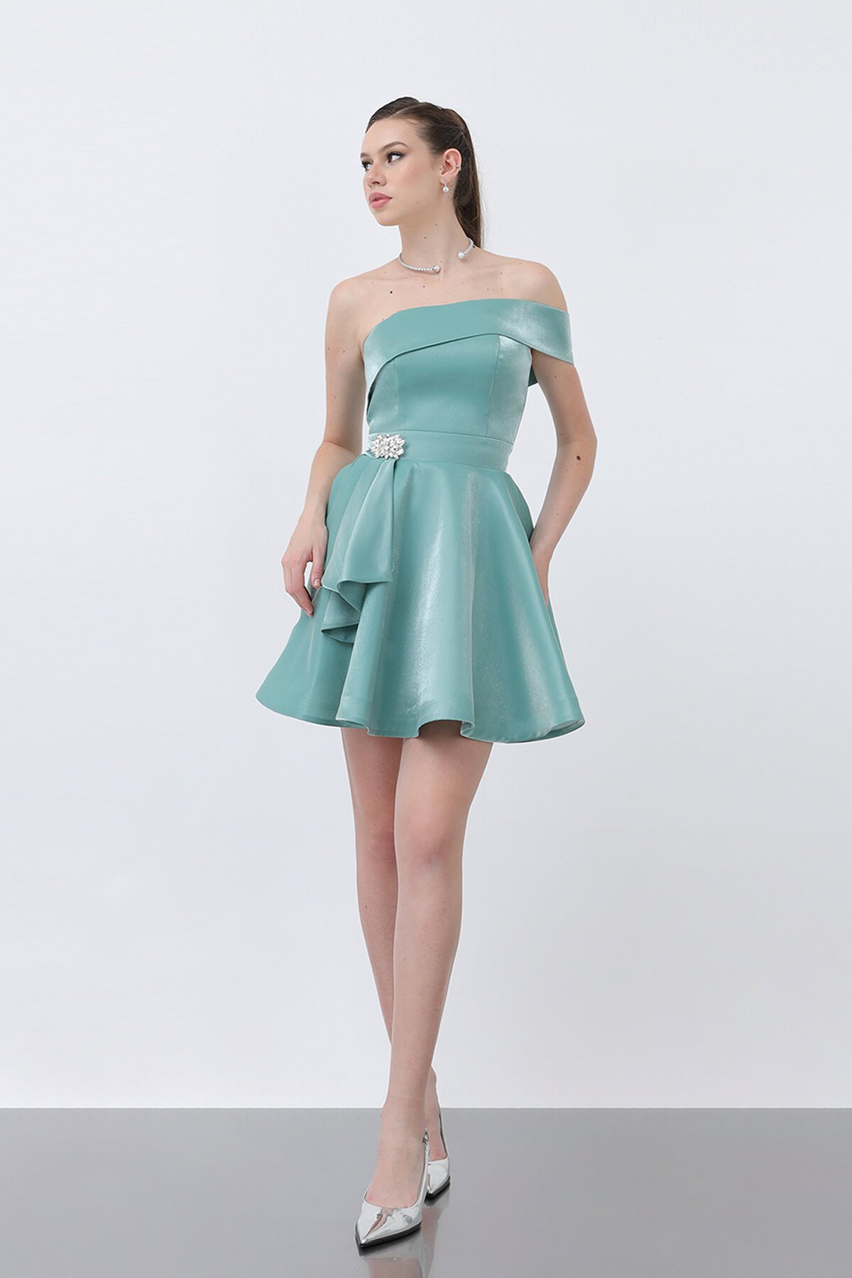 Broş Detaylı Mini Elbise - 1738