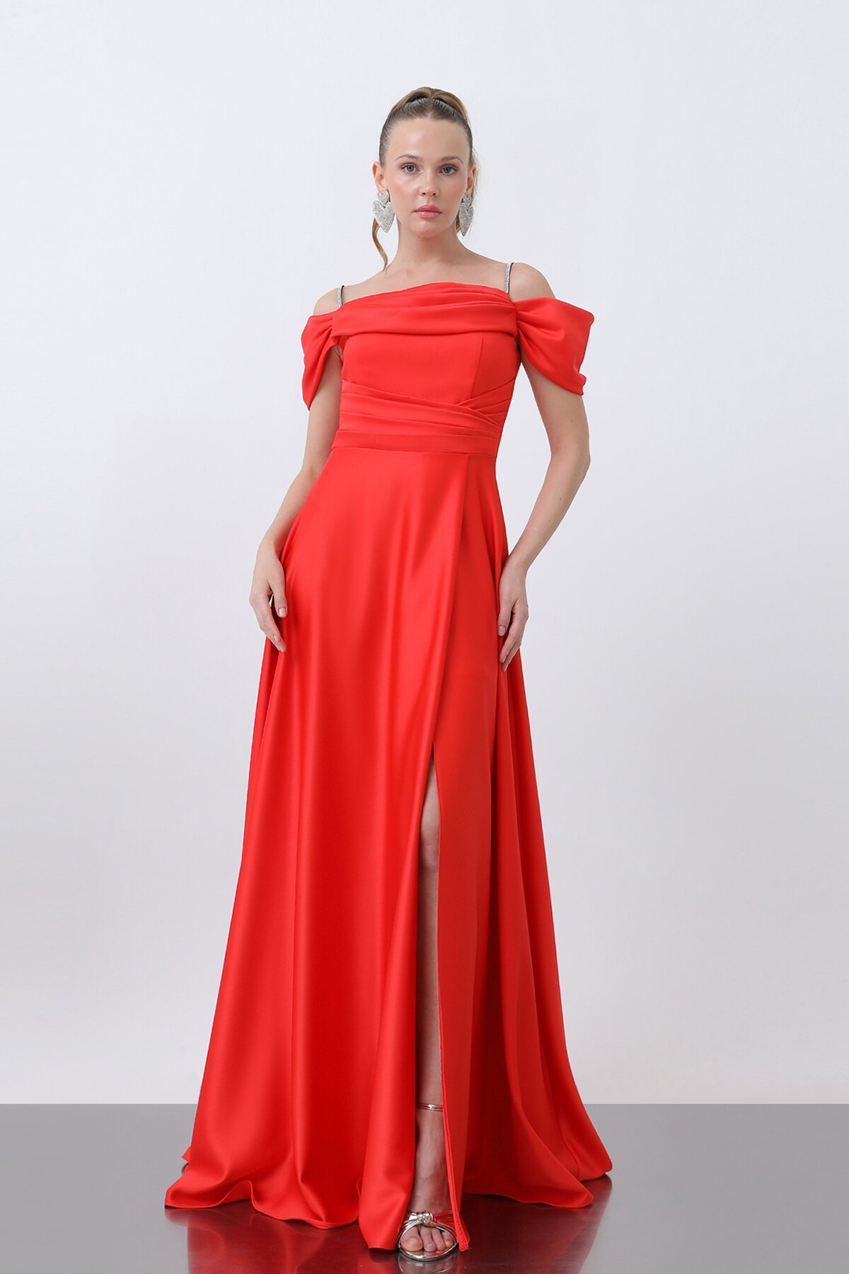 Drape Detaylı Yırtmaçlı Elbise - 1440