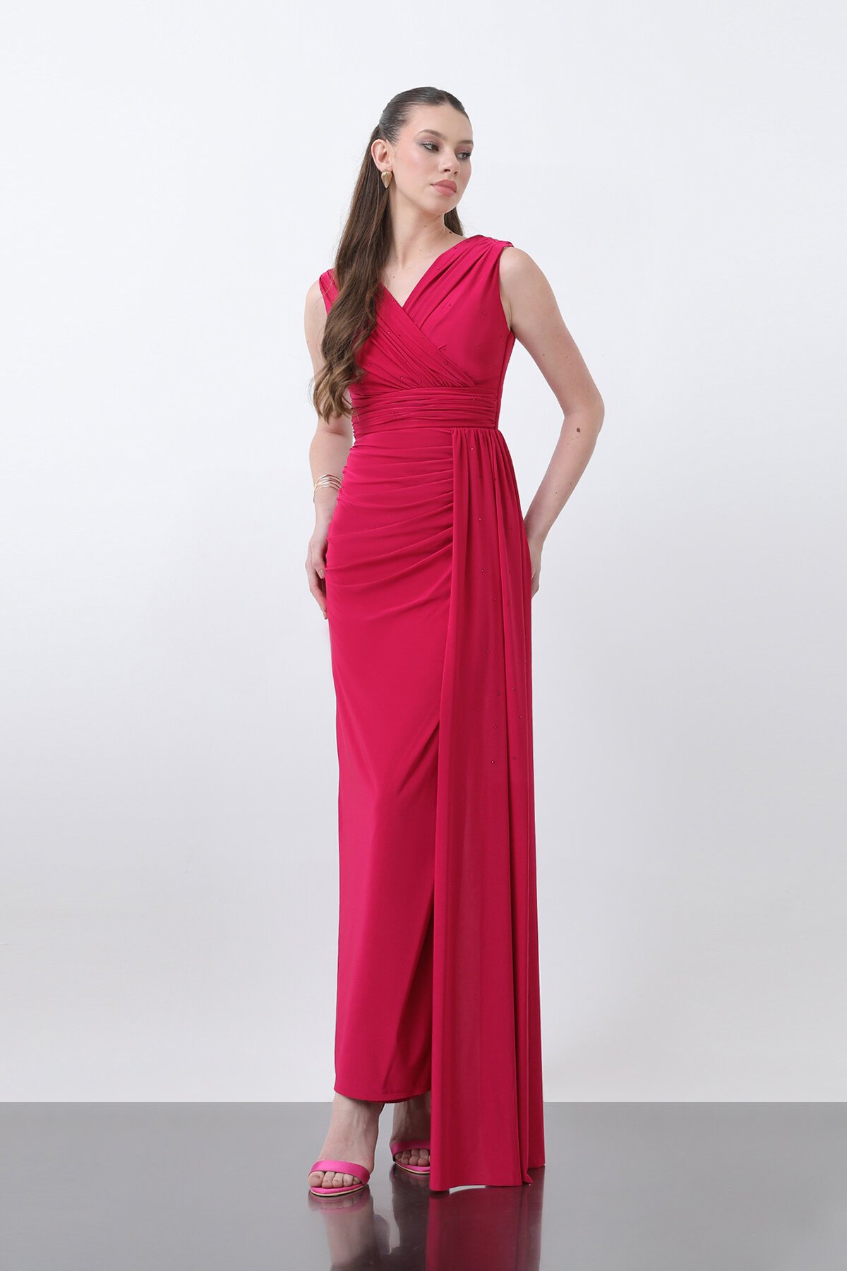 Drapeli Taş Detaylı Uzun Elbise - 1638