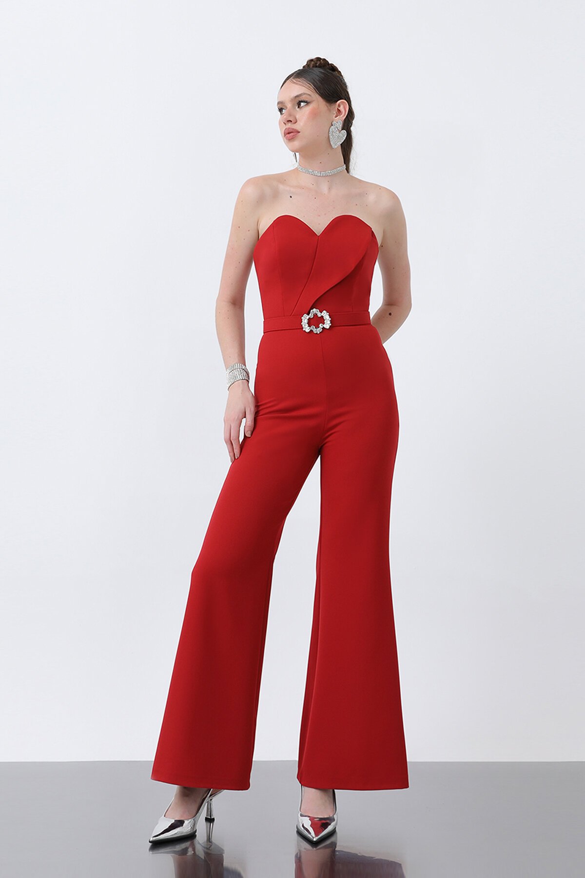 Kalp Yakalı Kemer Detaylı Tulum - 1822