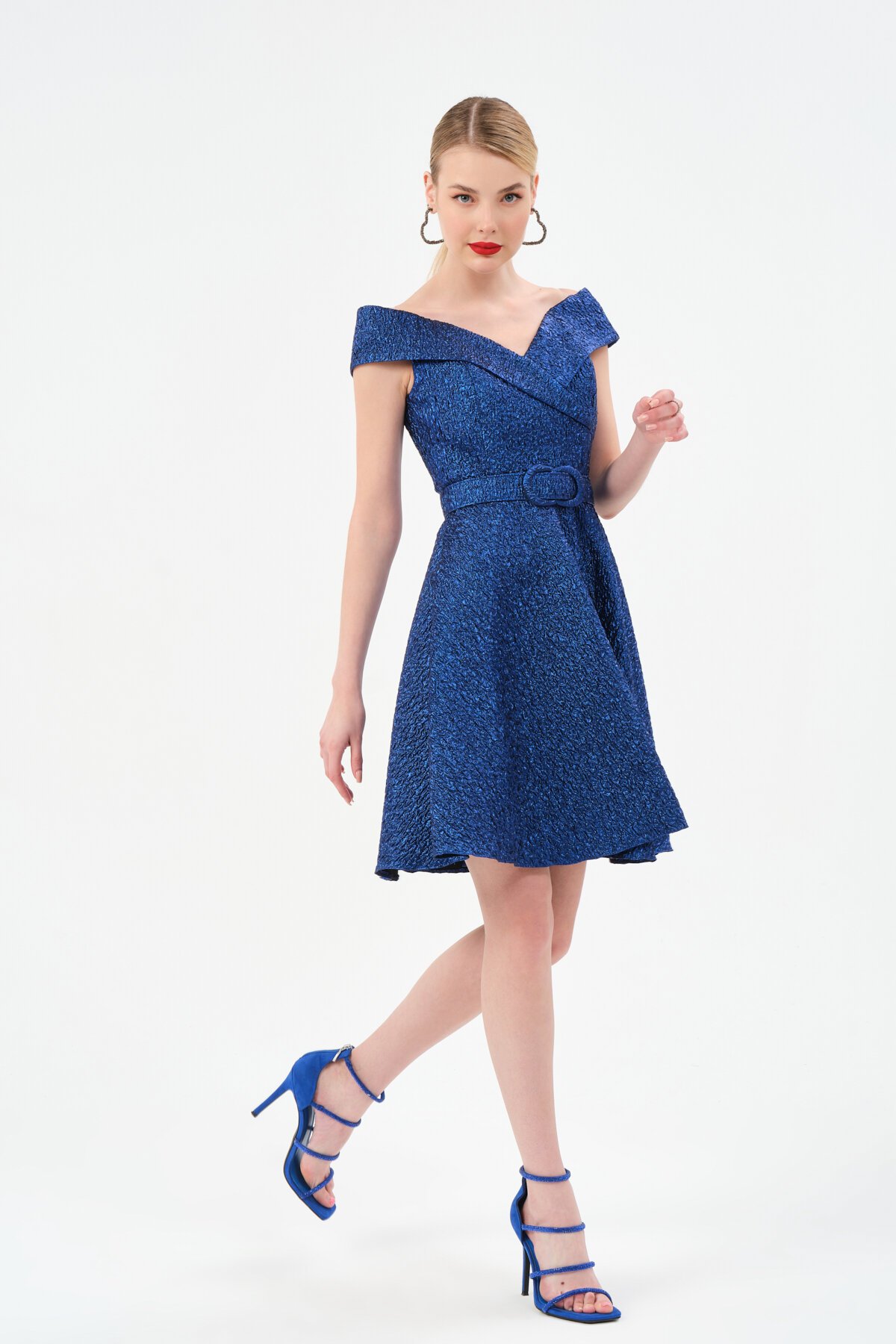 Kayık Yaka Kemer Detaylı Mini Elbise - 1543