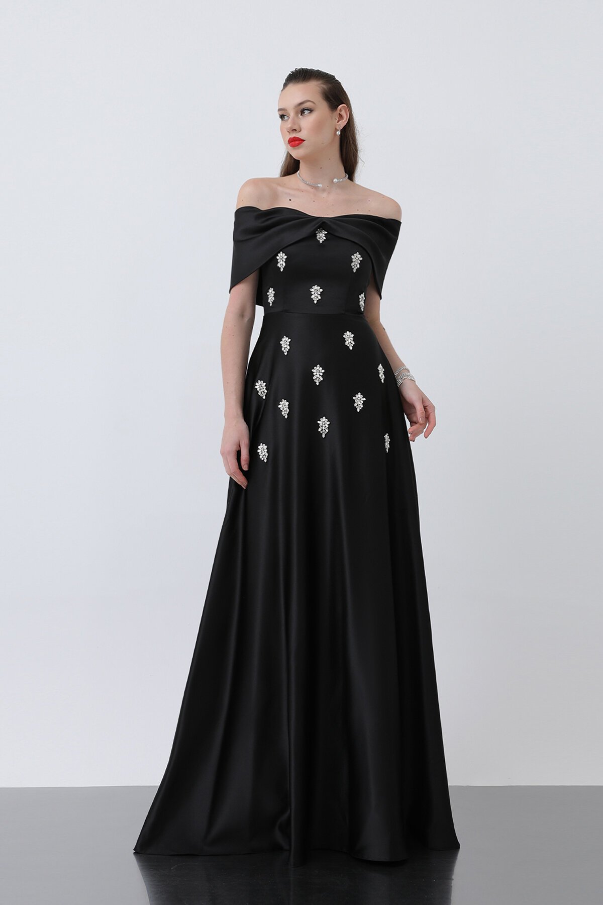 Kayık Yaka Taşlı Elbise - 1866