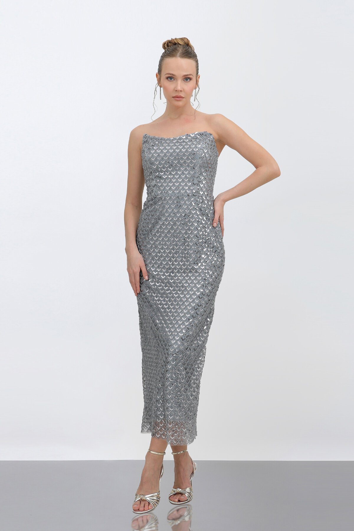 Payetli Straplez Midi Elbise - 1786