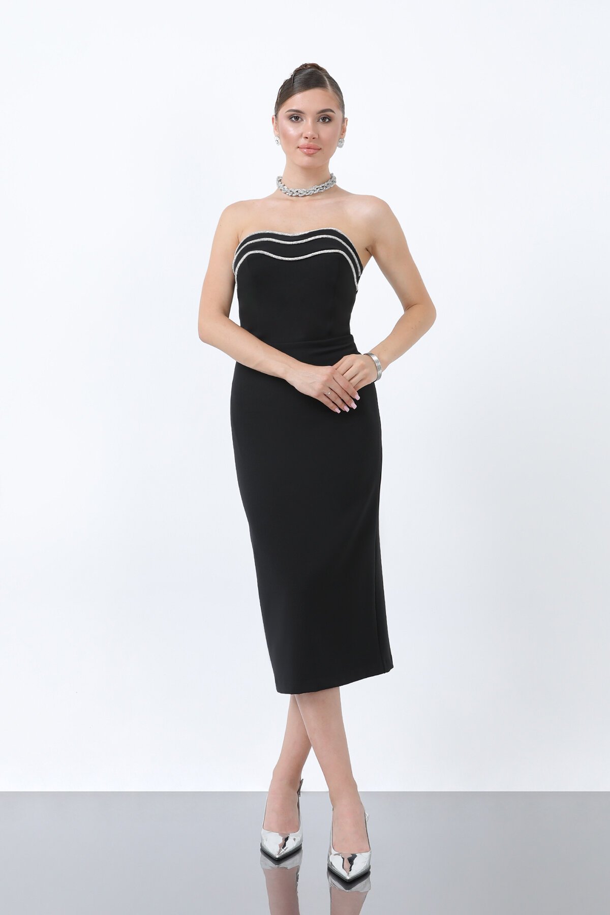 Taş İşlemeli Straplez Midi Elbise - 1871