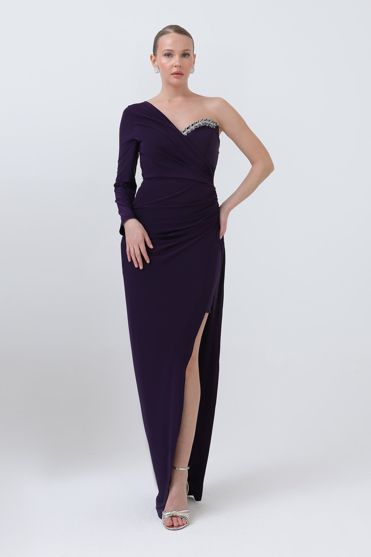 Tek Kollu Taş Detaylı Yırtmaçlı Elbise - 1640