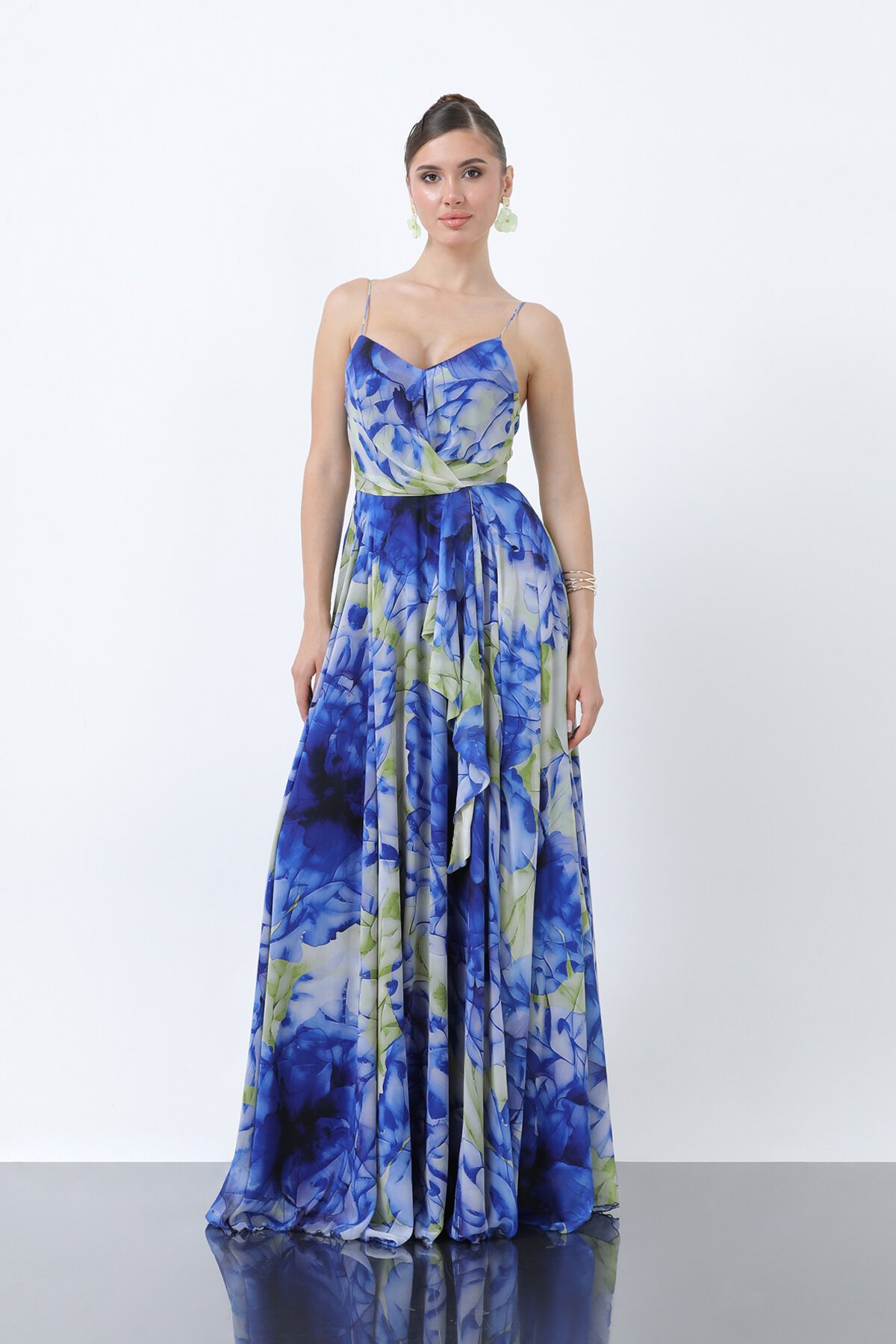 Yırtmaçlı İnce Askılı Desenli Elbise - 1833