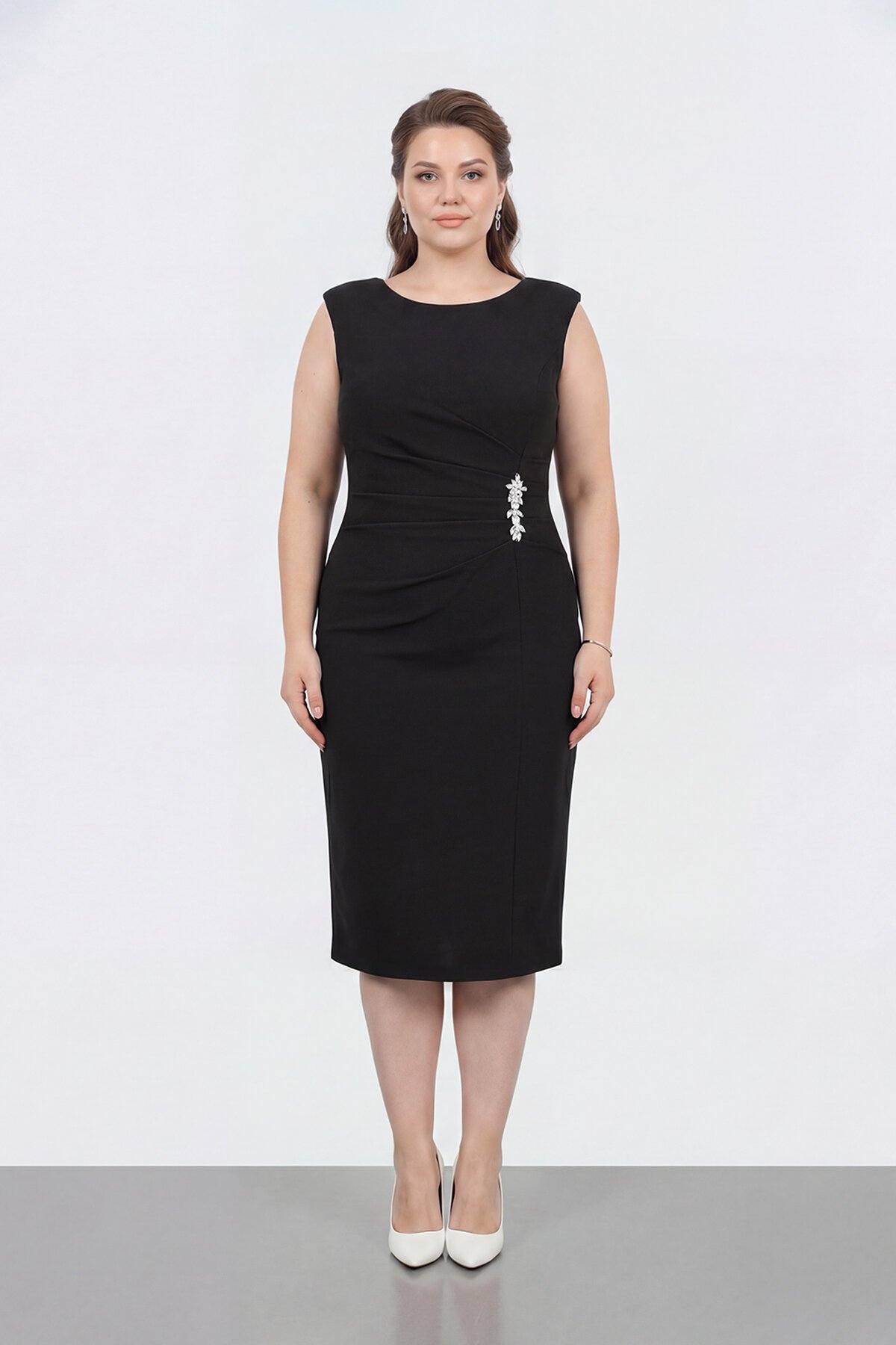 Broş Detaylı Midi Elbise - 1649