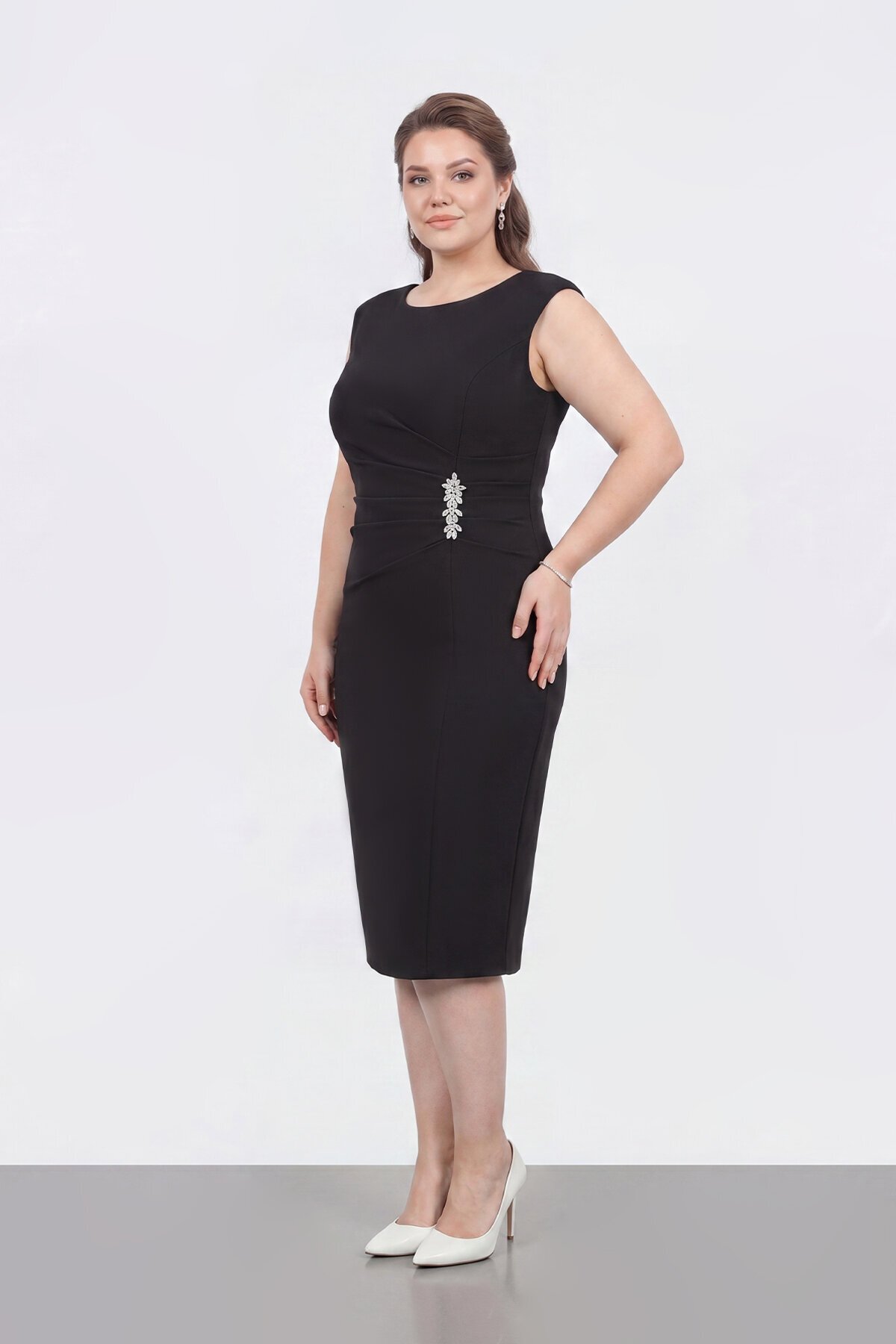 Broş Detaylı Midi Elbise - 1649