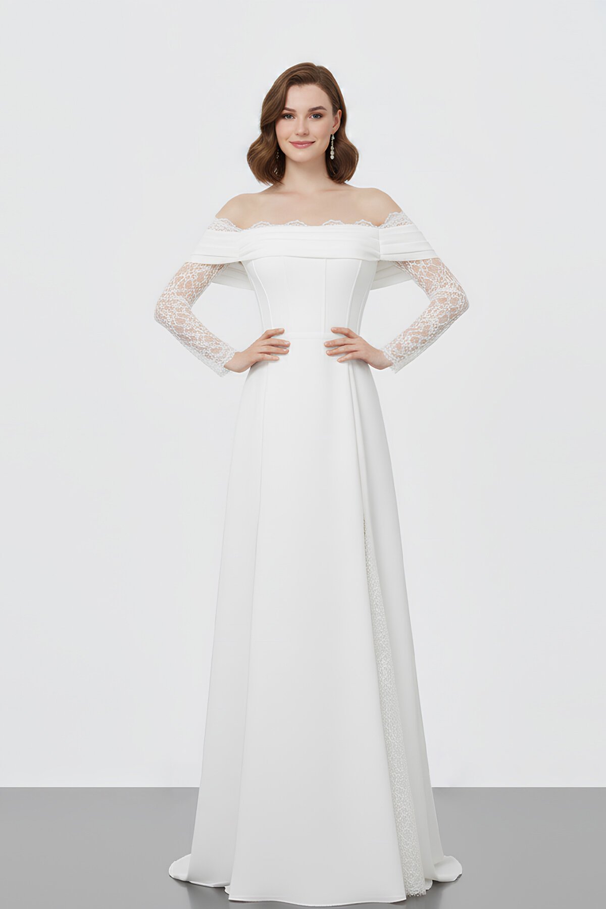 Dantel İşlemeli Yırtmaçlı Uzun Elbise - 2026