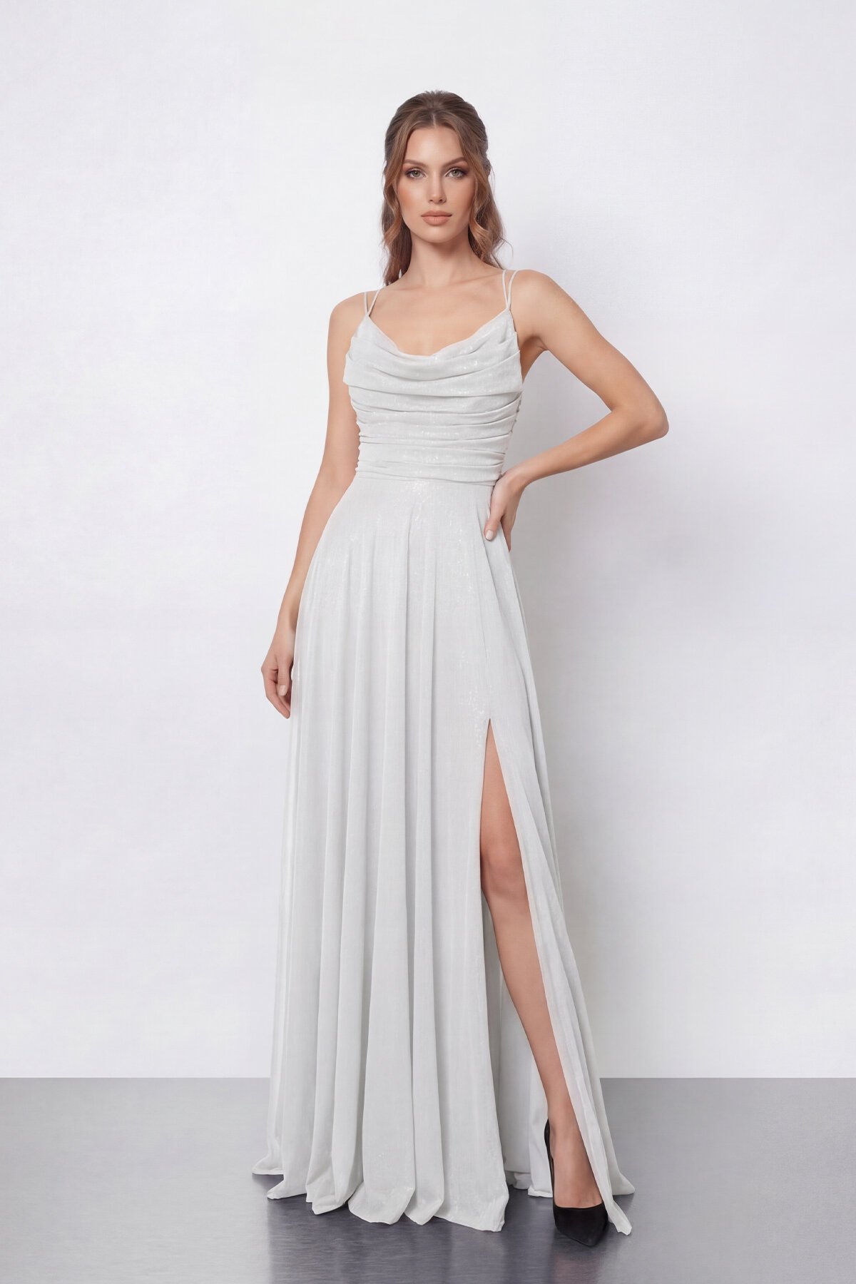 Dökümlü Yaka ve Yırtmaç Detaylı Işıltılı Uzun Abiye - 2042