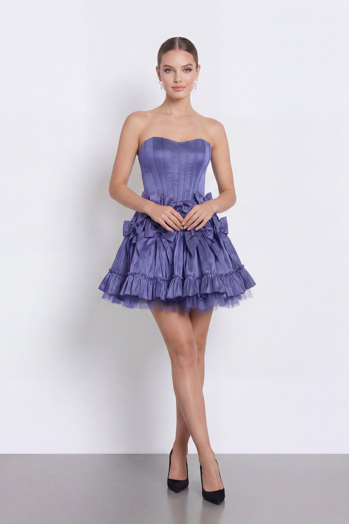 Fiyonk İşlemeli Straplez Korseli Mini Abiye - 2144