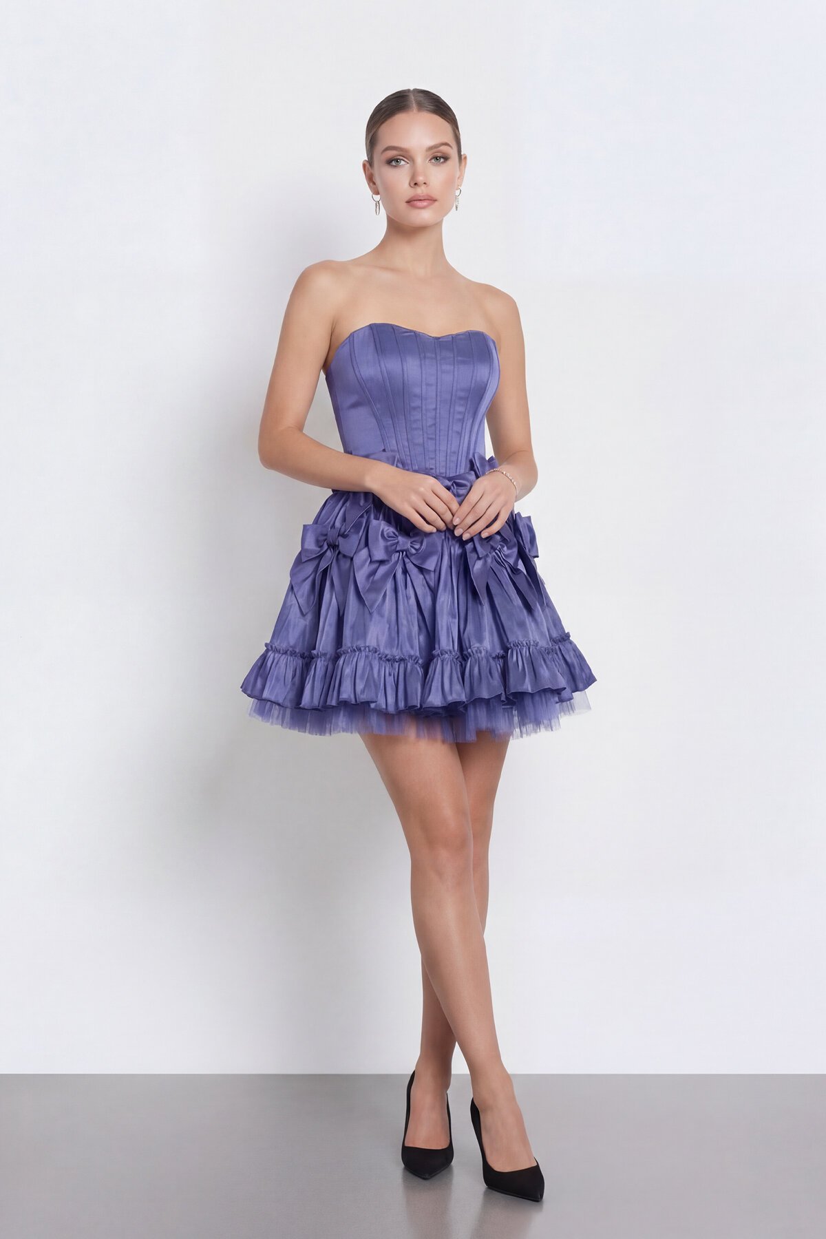 Fiyonk İşlemeli Straplez Korseli Mini Abiye - 2144