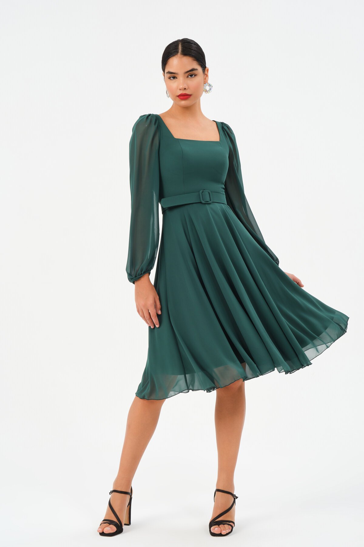 Kare Yaka Kemer Detaylı Midi Elbise - 1302