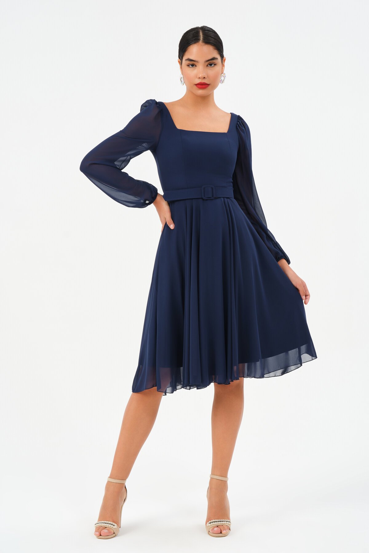 Kare Yaka Kemer Detaylı Midi Elbise - 1302