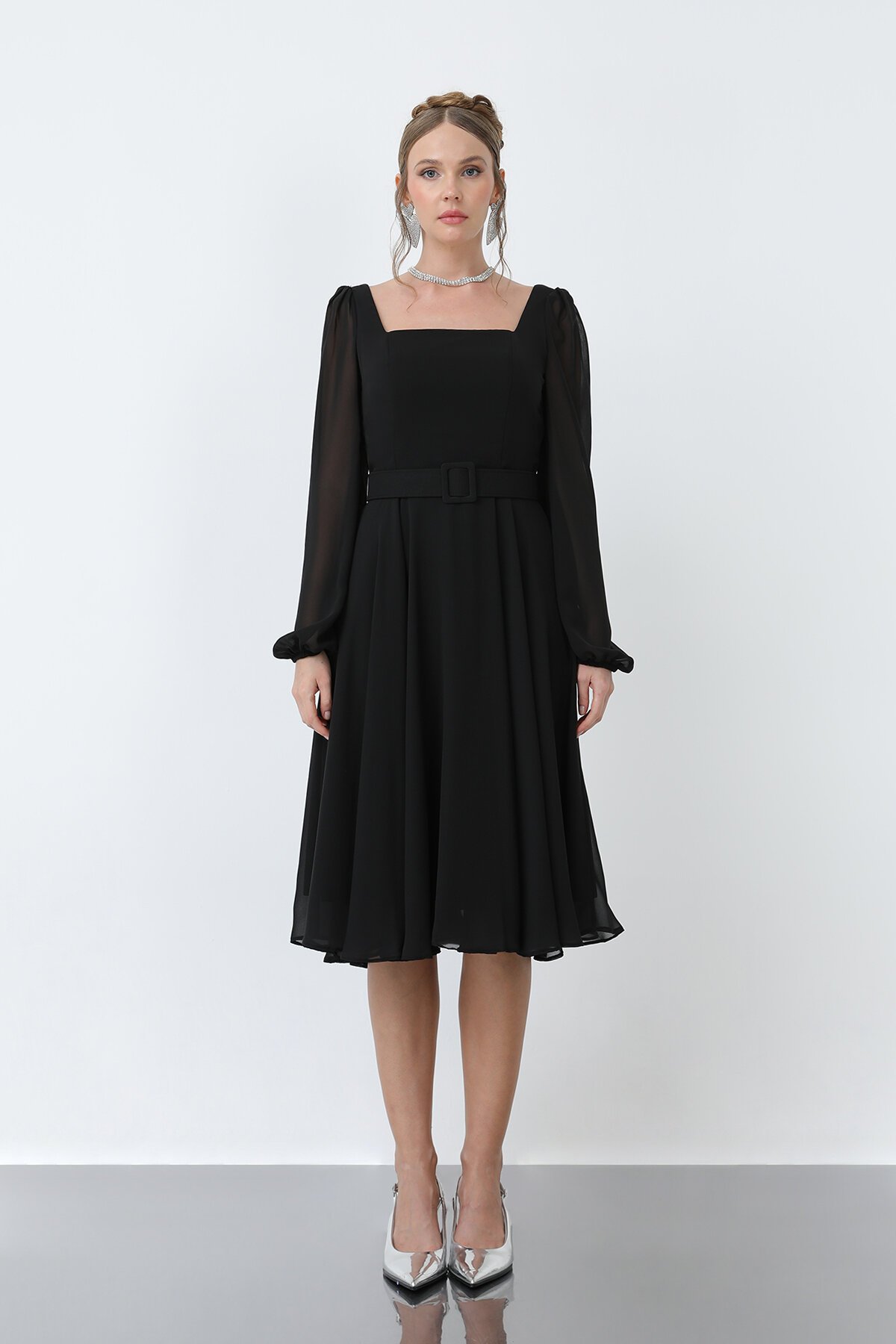 Kare Yaka Kemerli Şifon Elbise - 1916