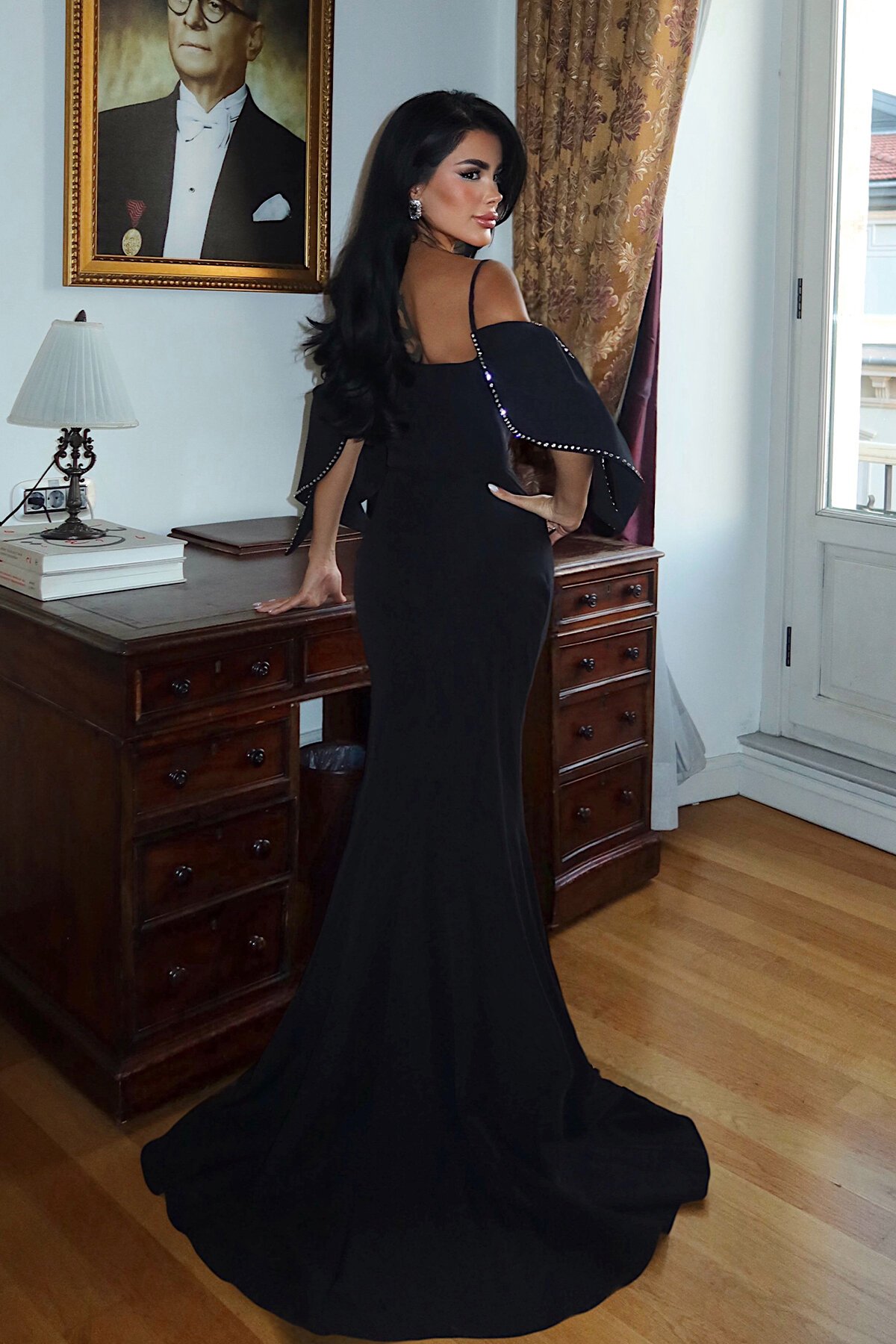 Kol Detaylı Askılı Yırtmaçlı Elbise - 1532