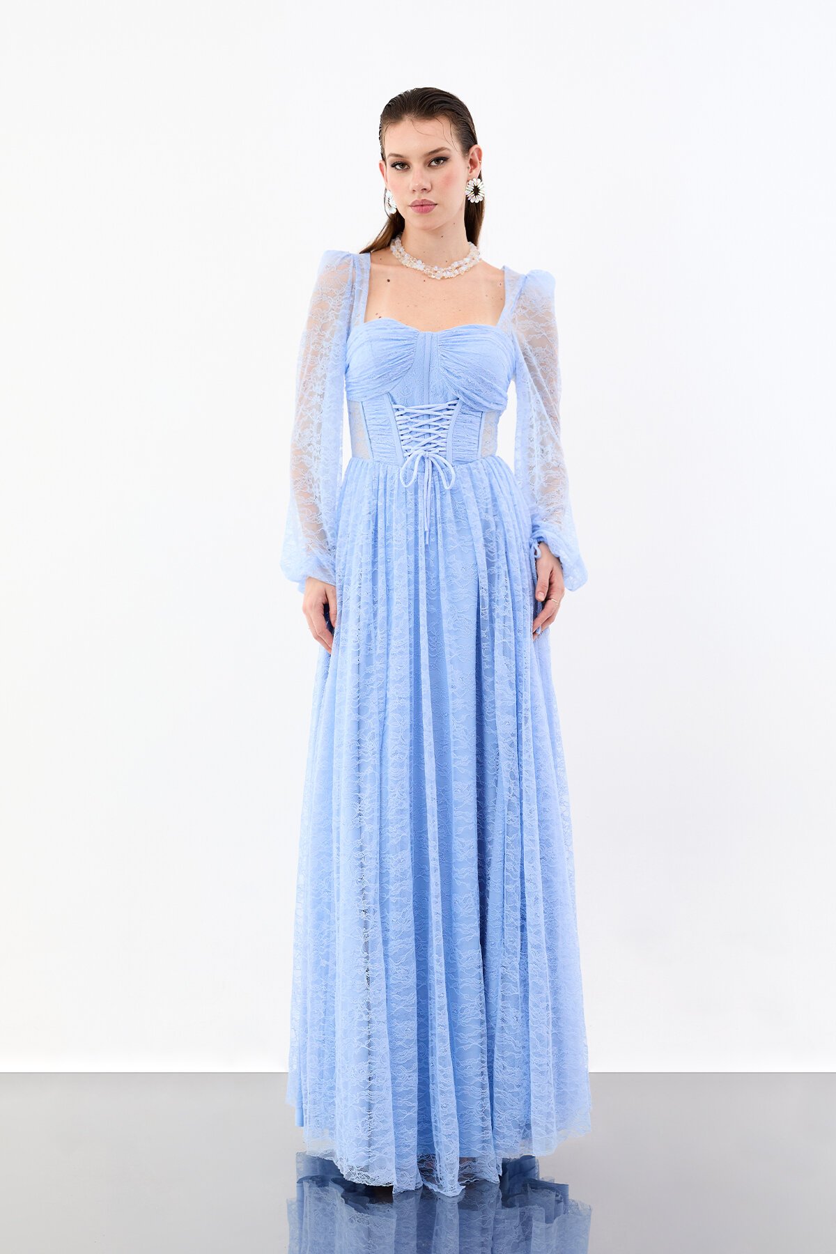 Korse Detaylı Dantelli Yırtmaçlı Elbise - 1946