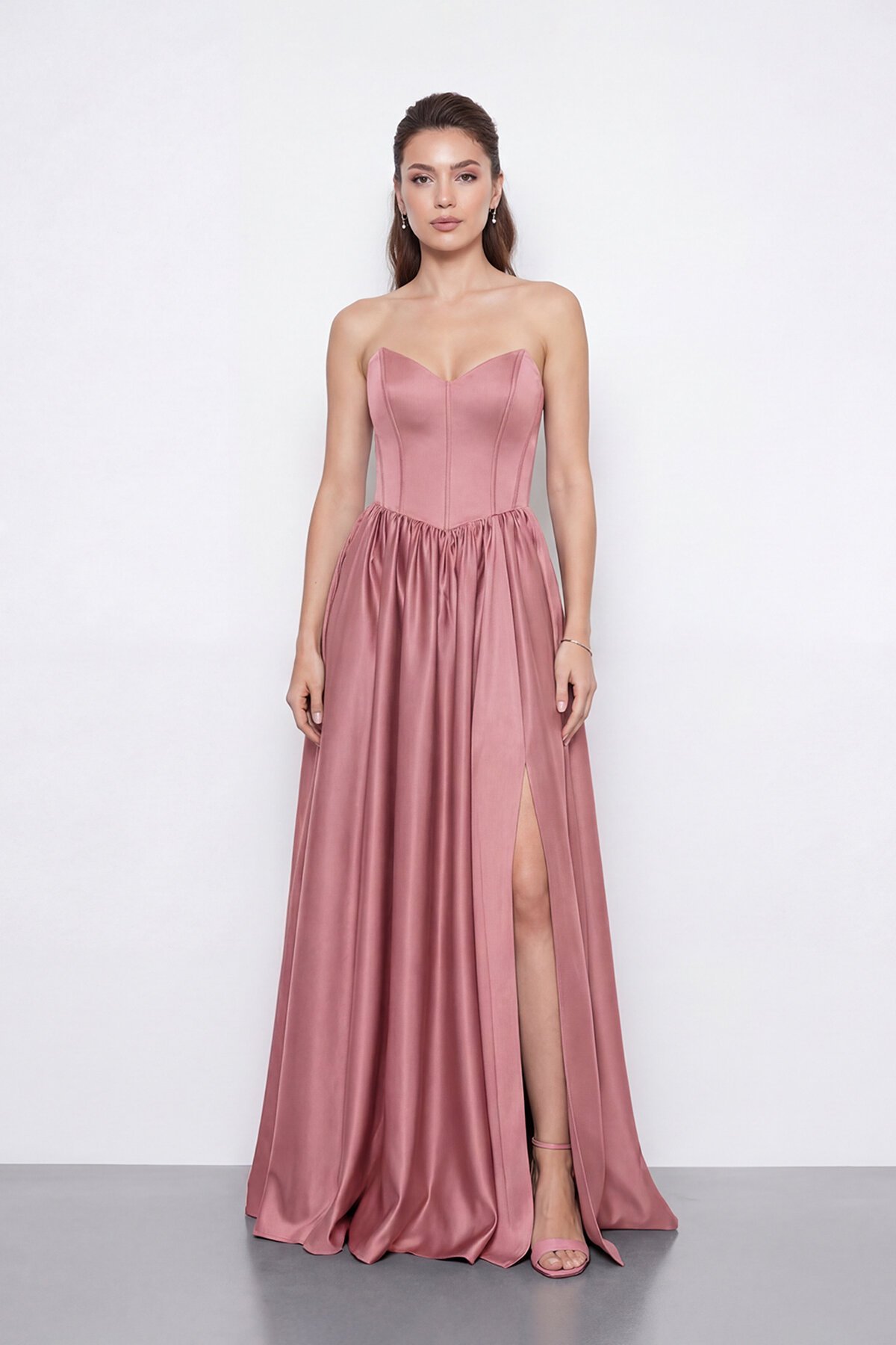 Korse Detaylı Yırtmaçlı Straplez Abiye - 2085