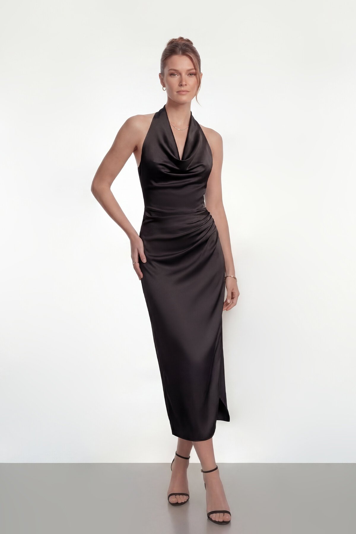 Saten Halter Yaka Drapeli Midi Abiye - 2084