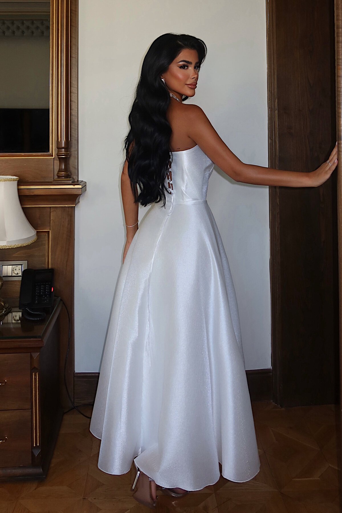 Taş Detaylı Straplez Midi Elbise - 1904