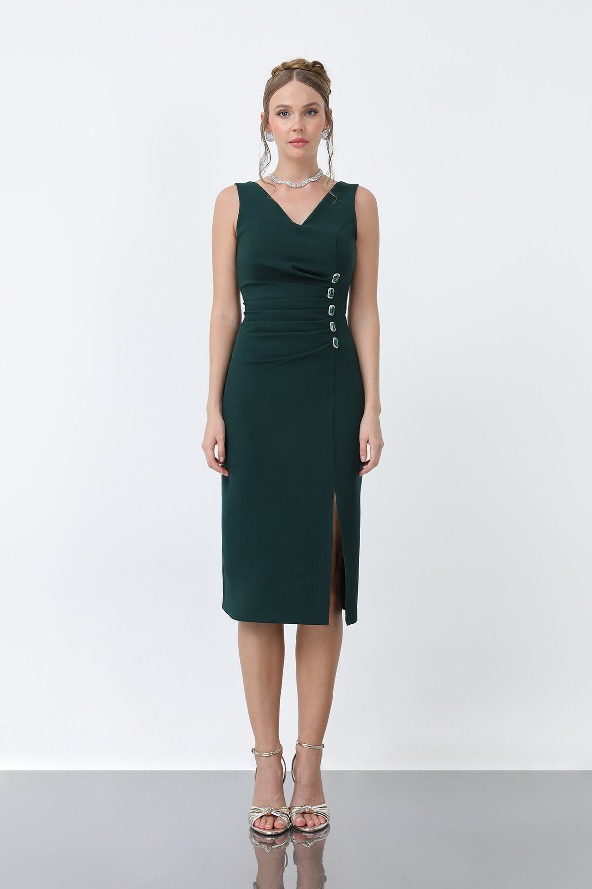 V Yaka Taş Detaylı Elbise - 1912