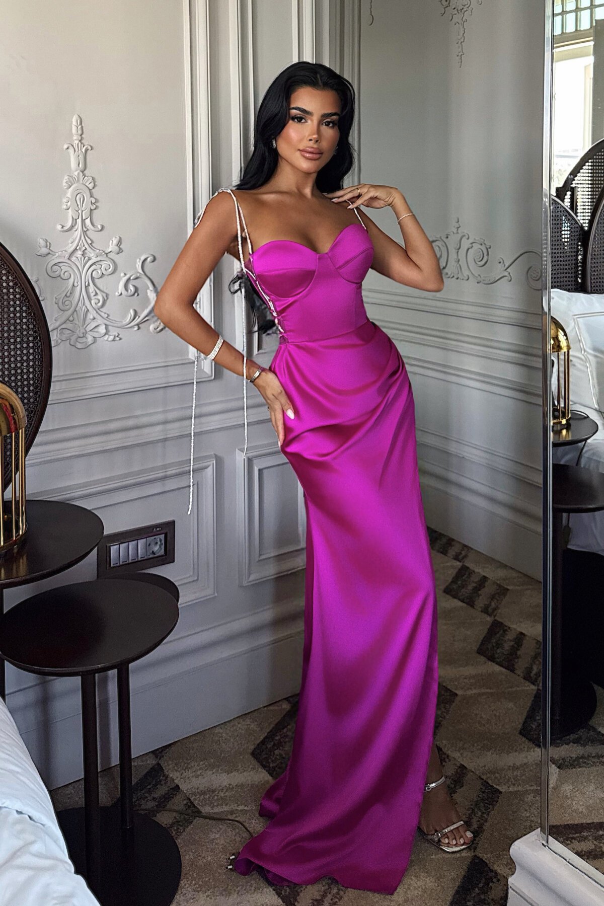 Zincir Askılı Yırtmaçlı Elbise - 1547