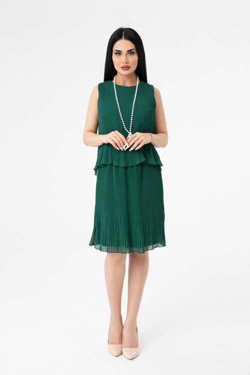 Kolye Detaylı Piliseli Midi Elbise - 653