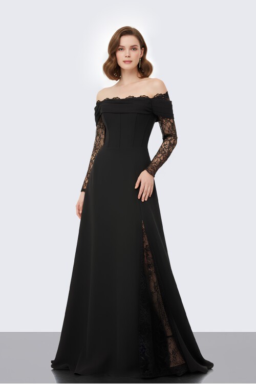 Dantel İşlemeli Yırtmaçlı Uzun Elbise - 2026