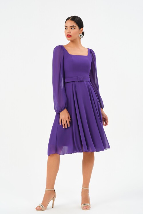 Kare Yaka Kemer Detaylı Midi Elbise - 1302