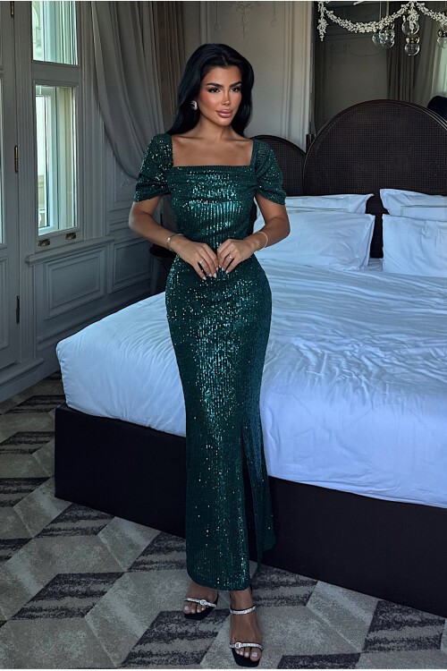 Kayık Yaka Payetli Yırtmaç Detaylı Elbise - 1708