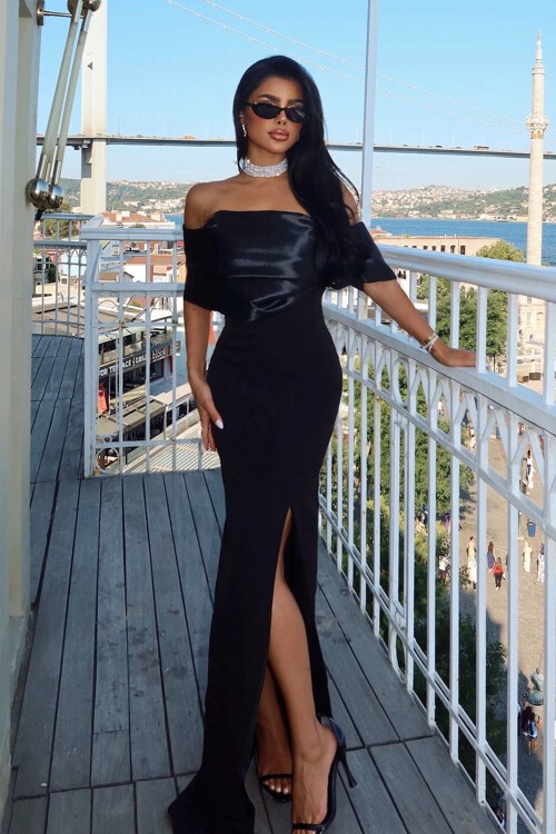 Kayık Yaka Yırtmaçlı Elbise - 1889