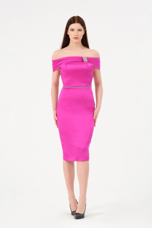 Taş Detaylı Kayık Yaka Midi Elbise - 1522