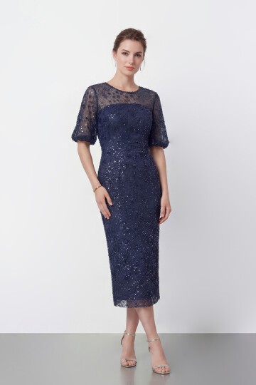 Tamamı İşlemeli Işıltılı Yarım Kol Midi Elbise - 2029