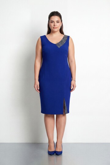 Taş Detaylı Asimetrik Büyük Beden Kalem Elbise - 2059